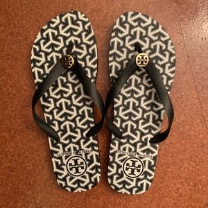 NWOT Tory Burch Flip Flops